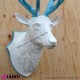 Testa cervo bianco/azzurro 110 cm