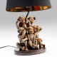 962 KA53551_c Lampada da tavolo Animal Five Monkeys 48cm